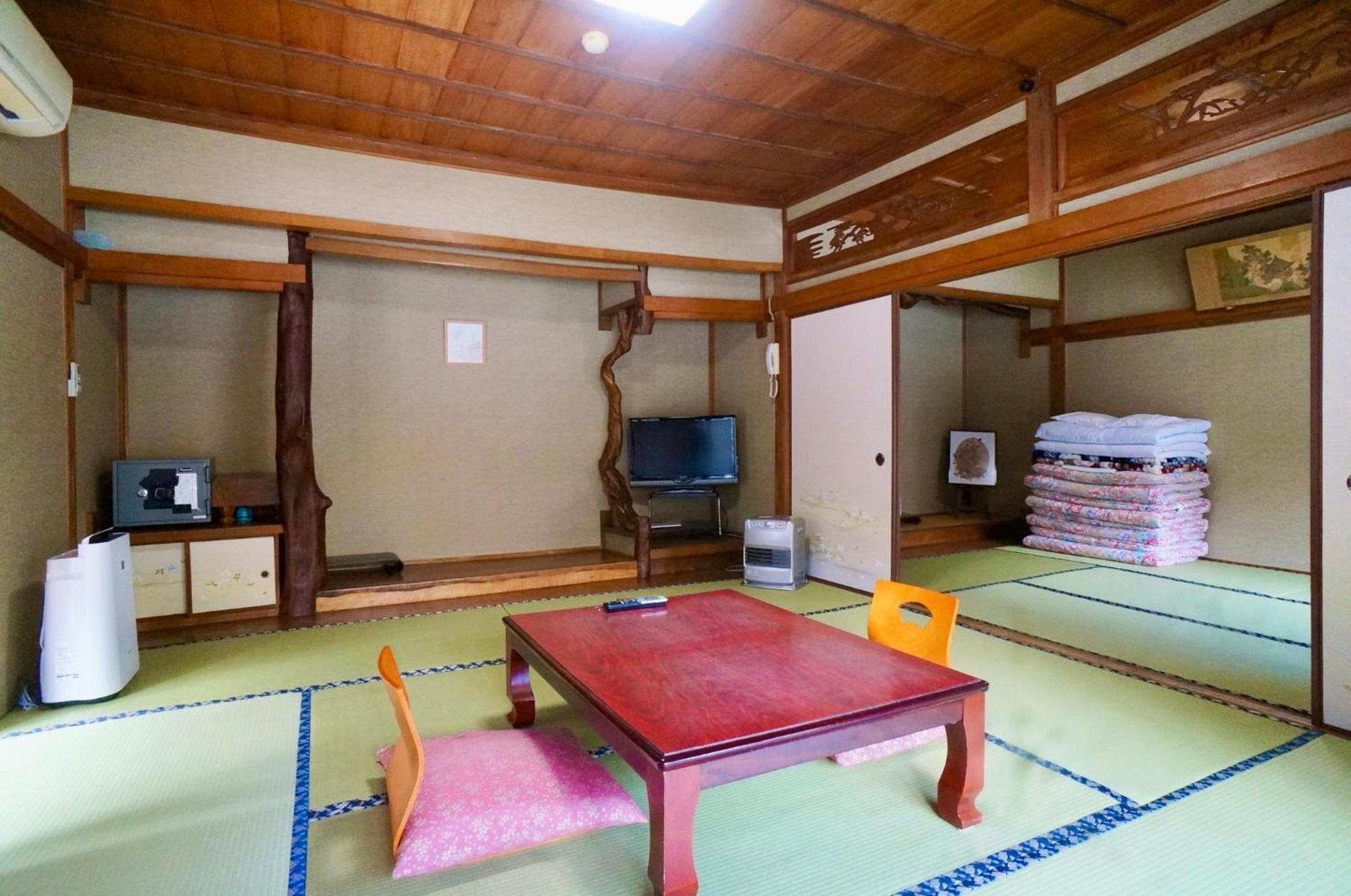 Hotel Takaosou Yufu Exterior foto