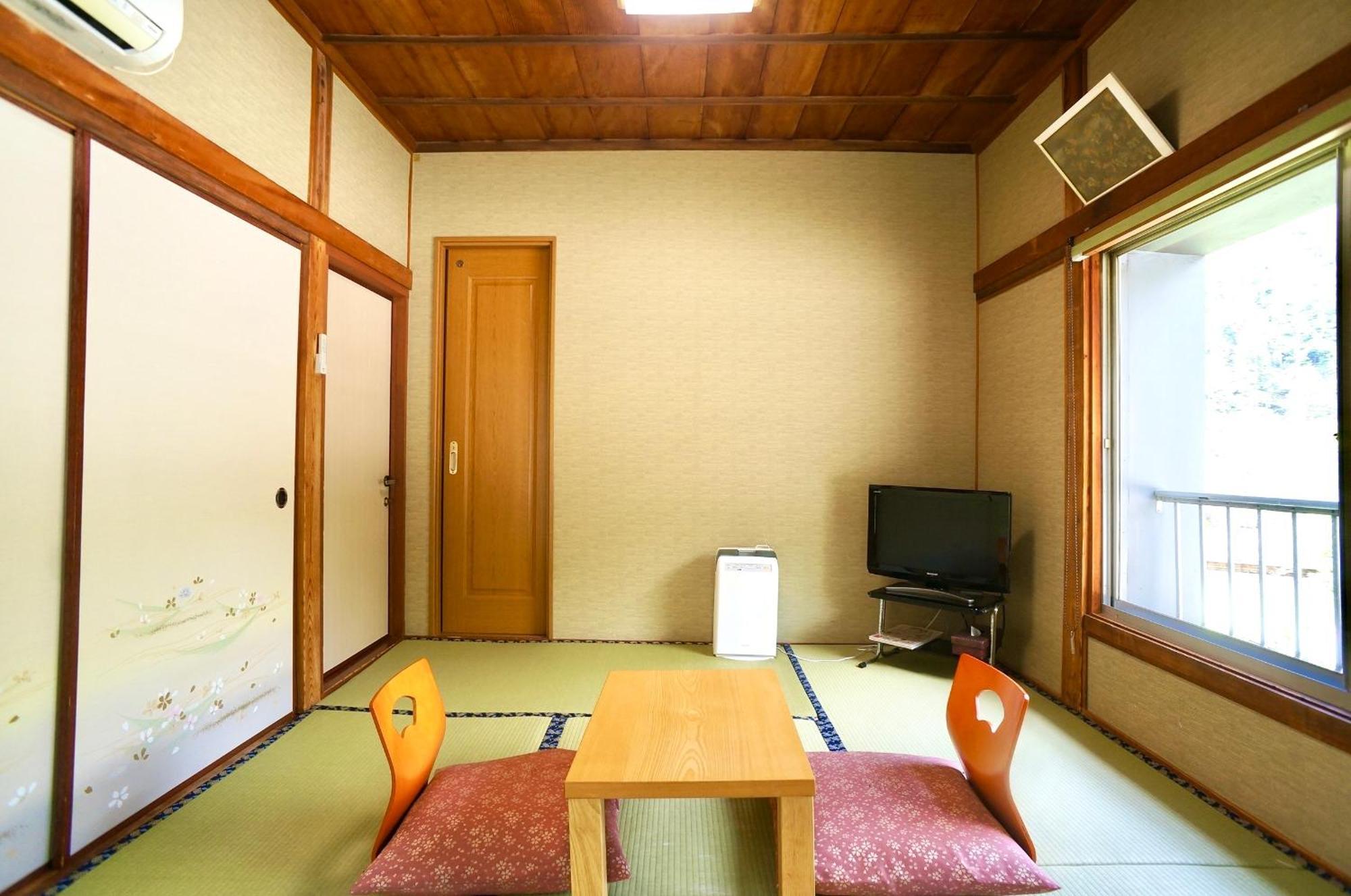 Hotel Takaosou Yufu Exterior foto